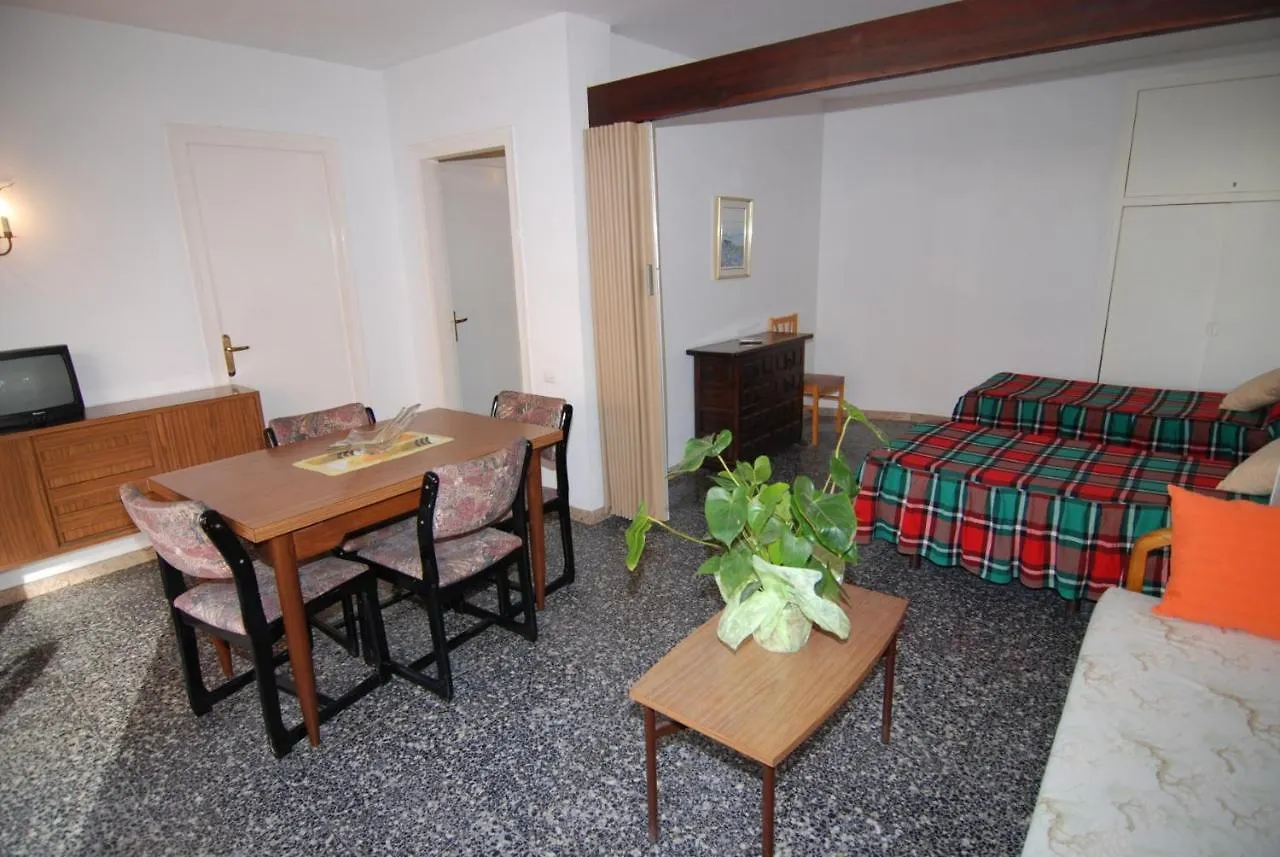 Apartament Alexis Basic Salou 0*,  Hiszpania